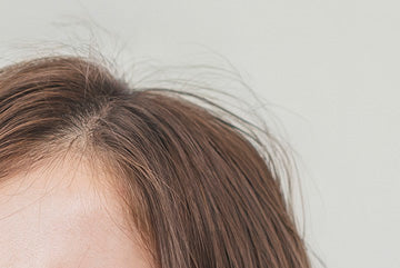 How to Tame Hair Flyaways